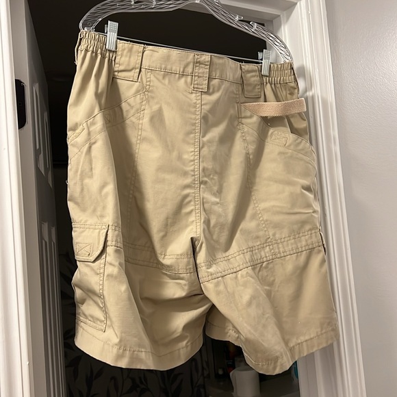 5.11 tactical shorts size 38 khaki - Picture 4 of 4